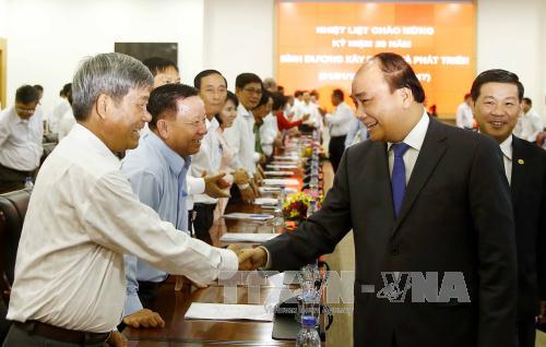 Thủ tướng: Bình Dương cần trở thành đầu tàu kinh tế phát triển mạnh nhất cả nước ảnh 1
